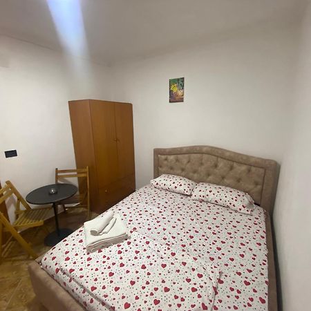 Villa Osmani Durres Bagian luar foto