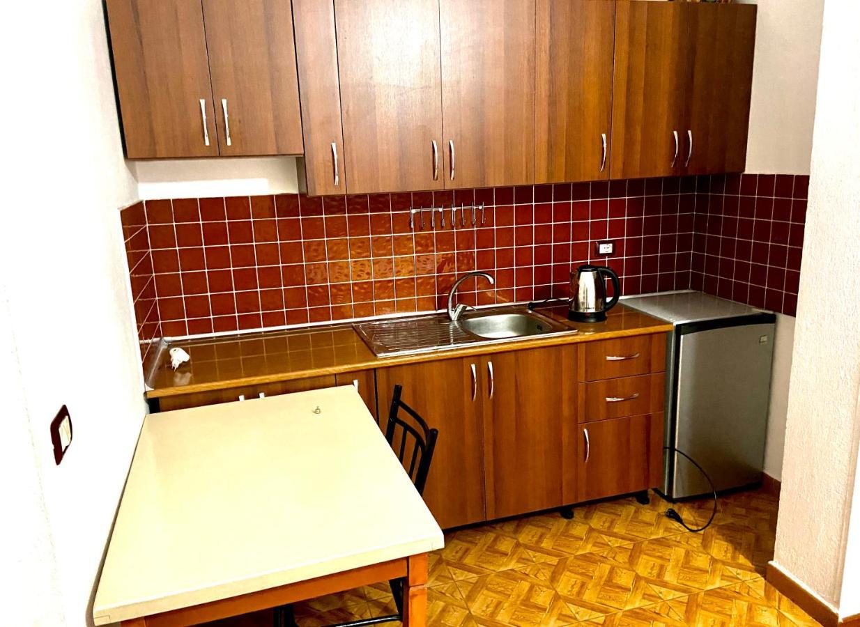 Villa Osmani Durres Bagian luar foto