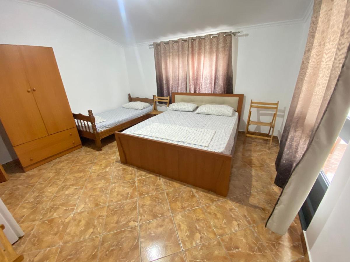 Villa Osmani Durres Bagian luar foto