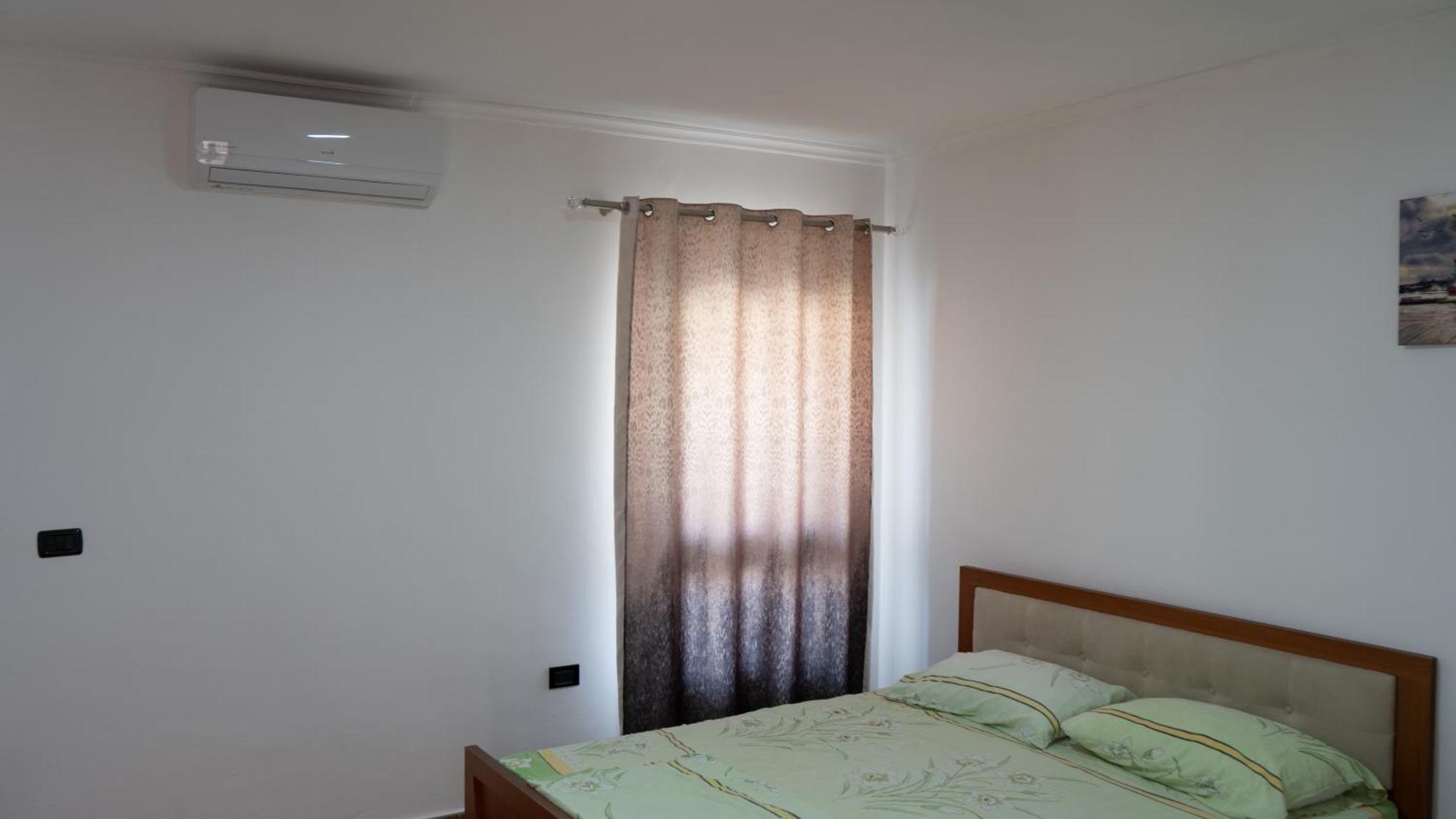 Villa Osmani Durres Bagian luar foto