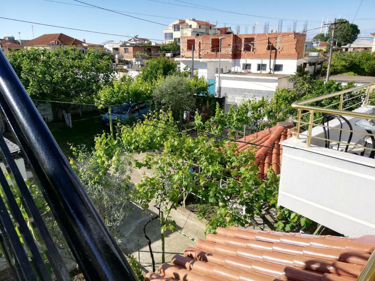 Villa Osmani Durres Bagian luar foto